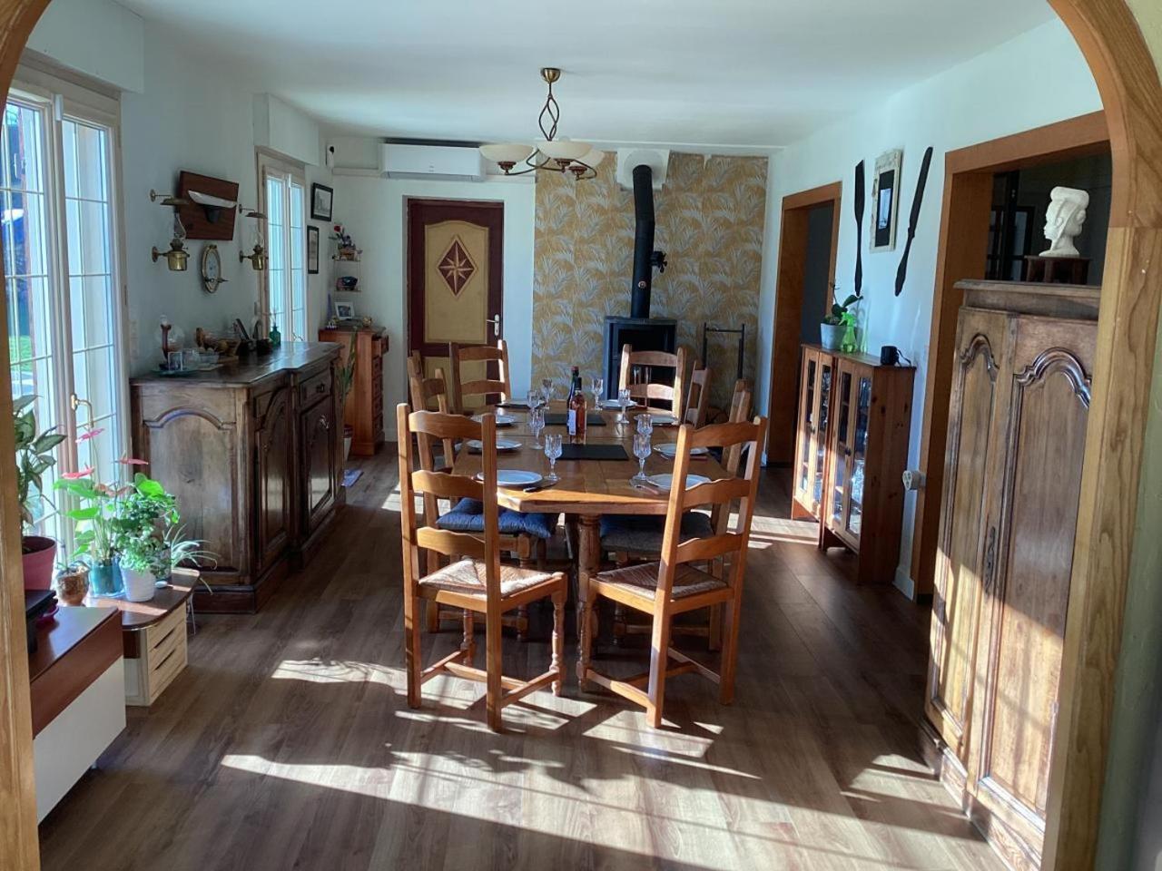 Ty Lavarion Villa